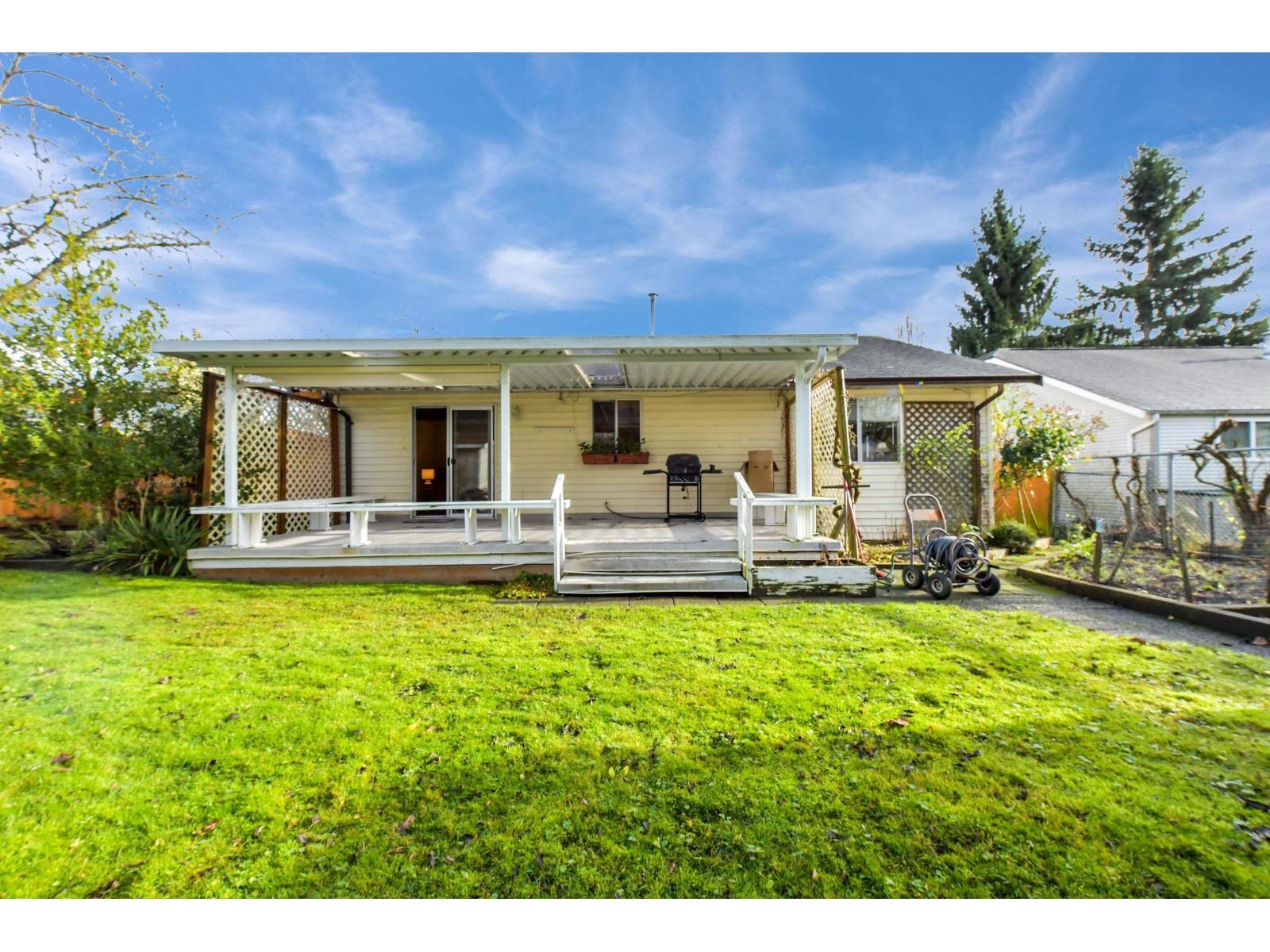 6043 174 Street, Surrey, BC - Outdoor With Deck Patio Veranda