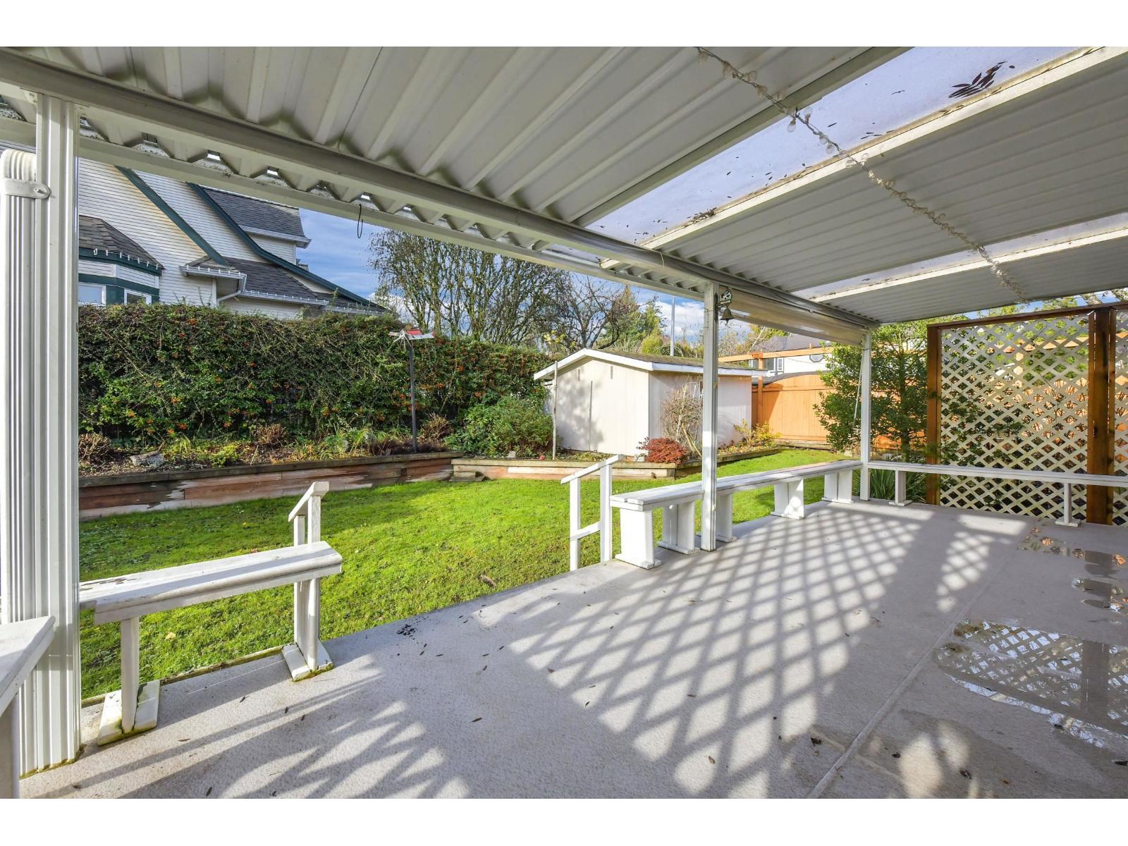 6043 174 Street, Surrey, BC - Outdoor With Deck Patio Veranda With Exterior