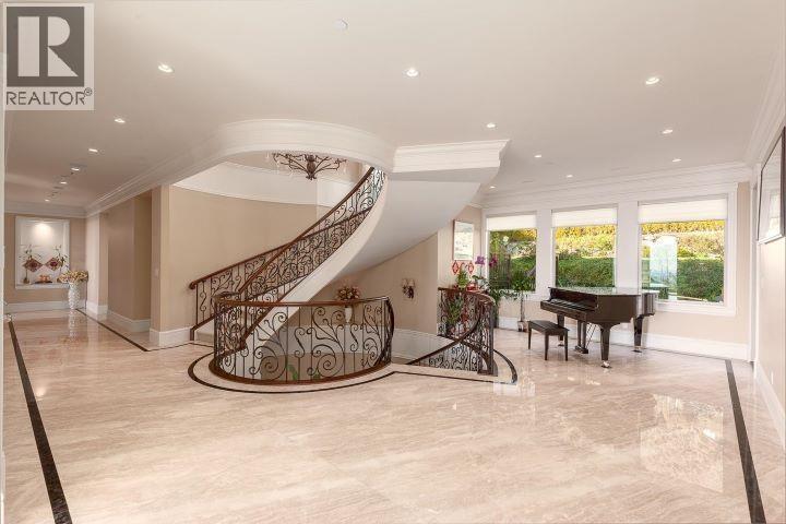 1167 Eyremount Drive, West Vancouver, BC - Indoor Photo Showing Other Room