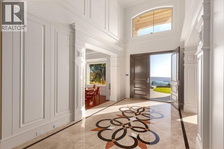 1167 Eyremount Drive, West Vancouver, BC - Indoor Photo Showing Other Room