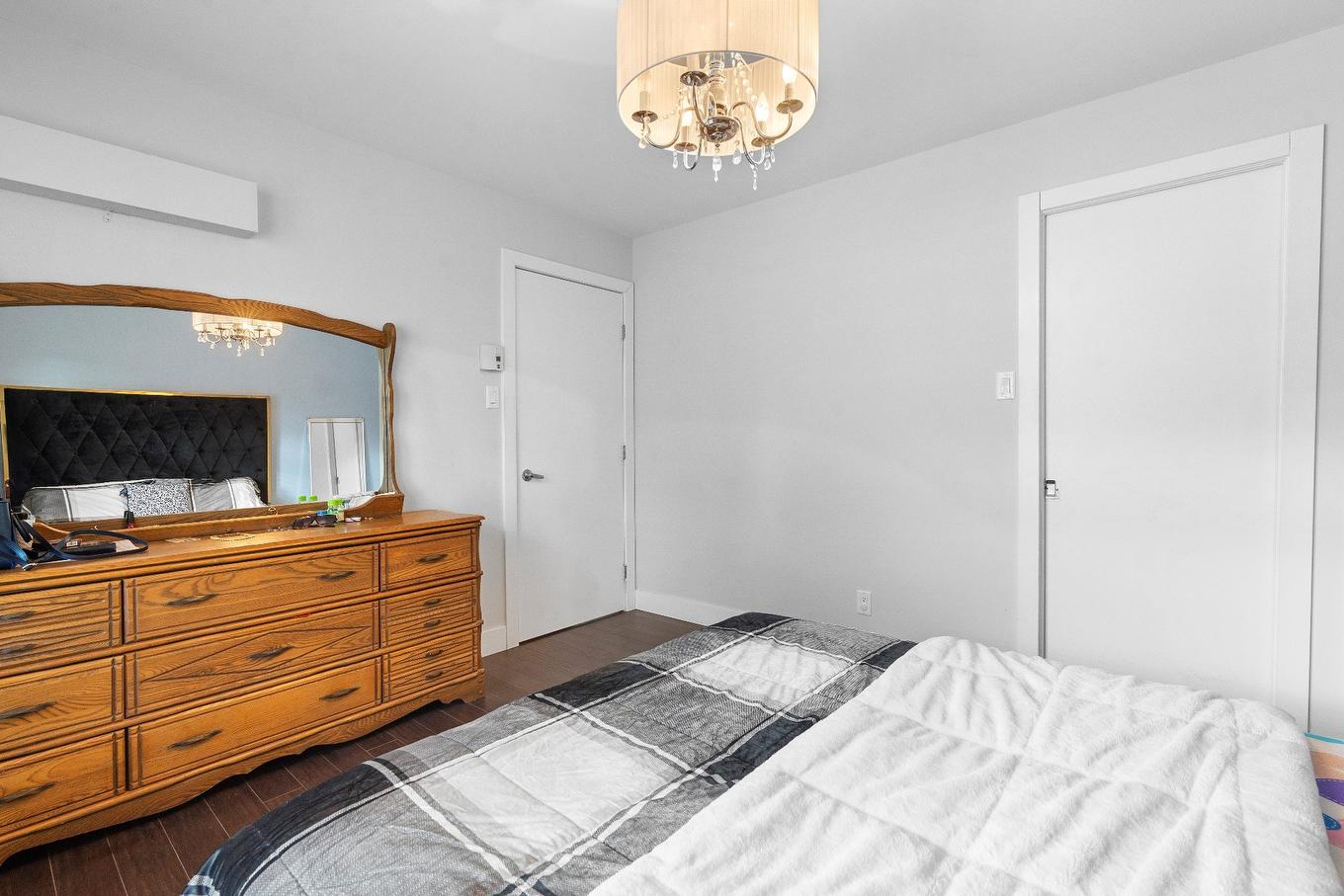 Chambre à coucher principale - 4-28 Rue St-Joseph, Lévis (Desjardins), QC - Indoor Photo Showing Bedroom