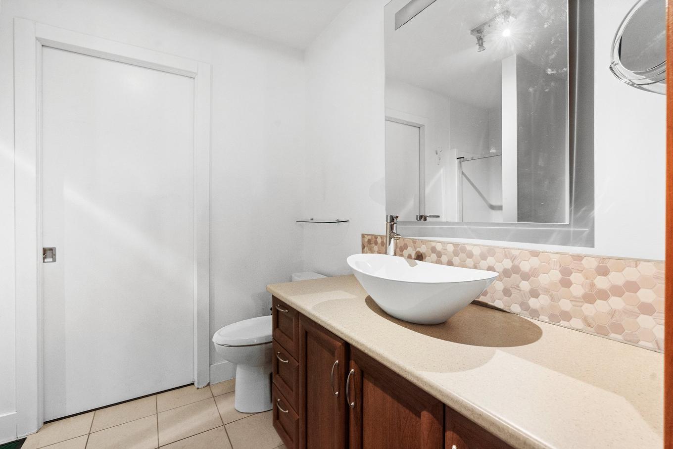 Salle de bains - 4-28 Rue St-Joseph, Lévis (Desjardins), QC - Indoor Photo Showing Bathroom