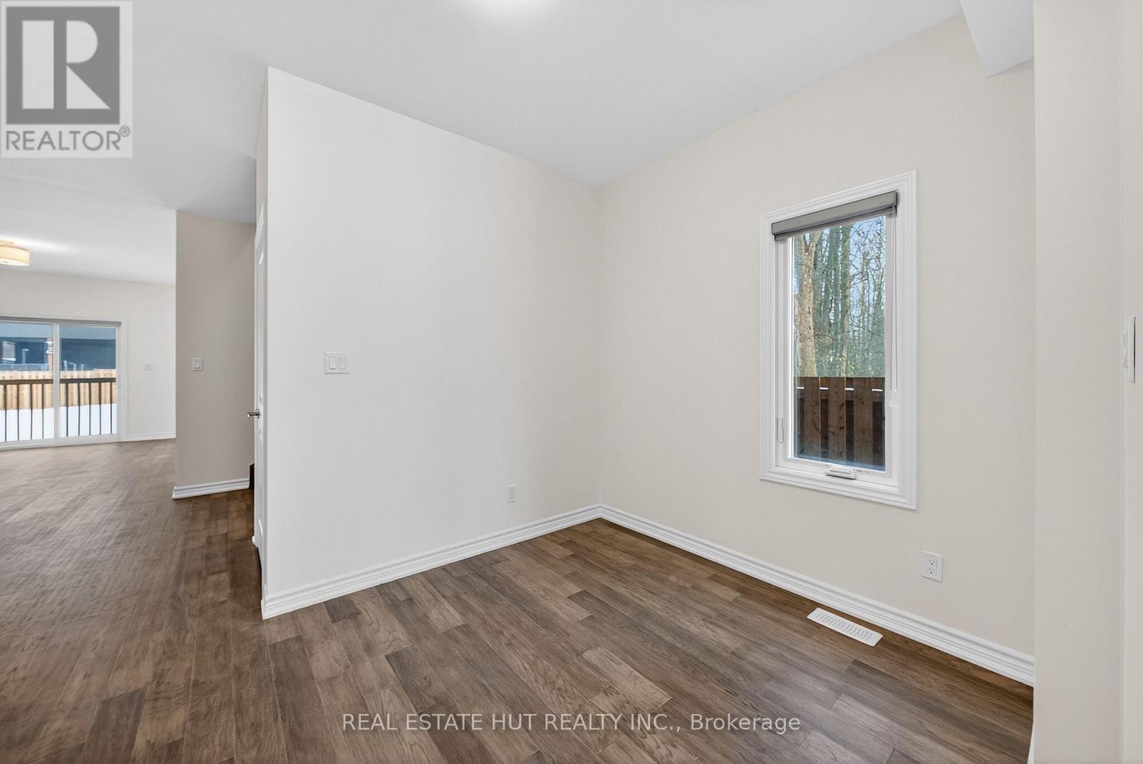 3241 Parker Avenue, Fort Erie, ON - Indoor Photo Showing Other Room