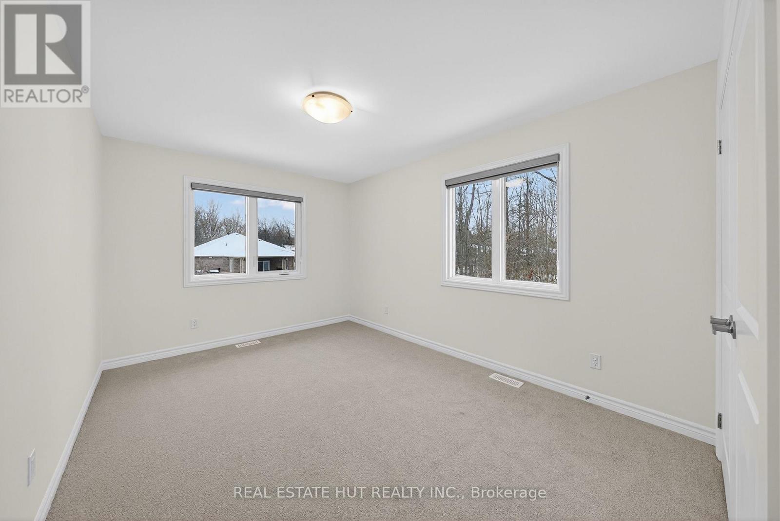 3241 Parker Avenue, Fort Erie, ON - Indoor Photo Showing Other Room