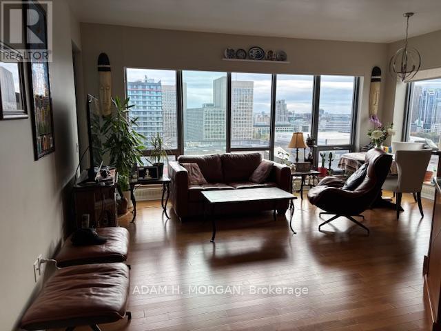 1501 - 90 George Street, Ottawa, ON - Indoor Photo Showing Living Room