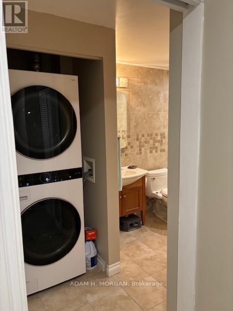 1501 - 90 George Street, Ottawa, ON - Indoor Photo Showing Laundry Room