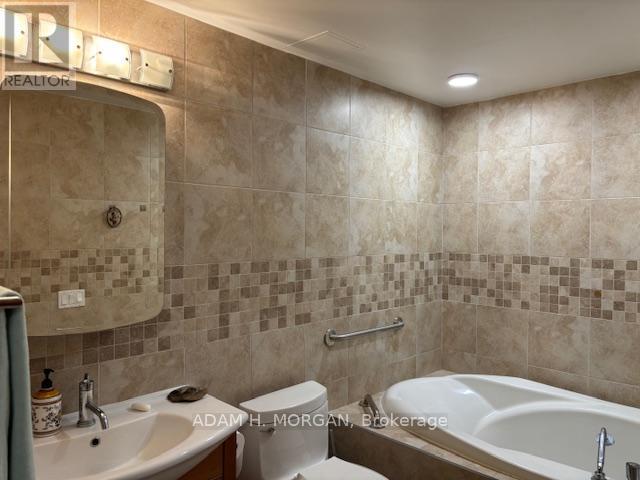 1501 - 90 George Street, Ottawa, ON - Indoor Photo Showing Bathroom