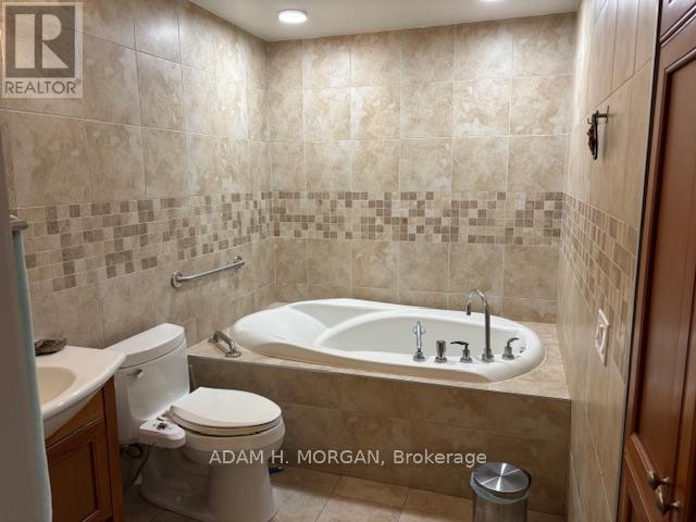 1501 - 90 George Street, Ottawa, ON - Indoor Photo Showing Bathroom