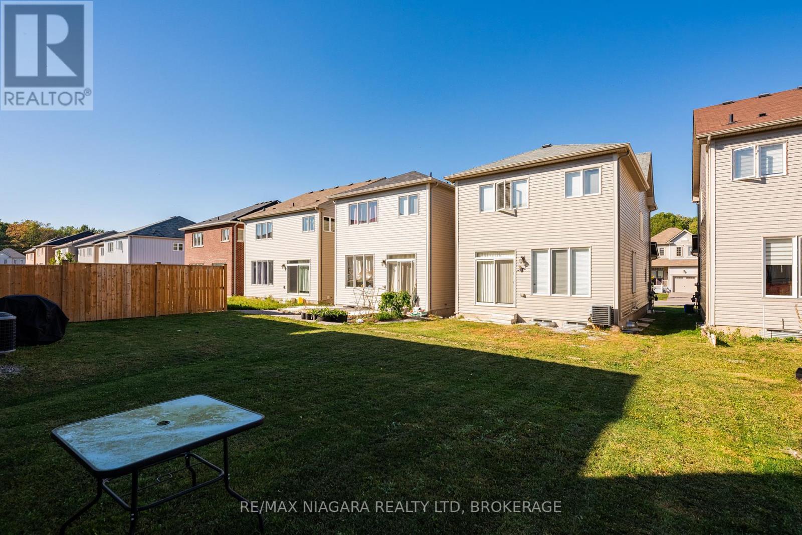 8719 Sourgum Avenue, Niagara Falls (Brown), ON - Outdoor