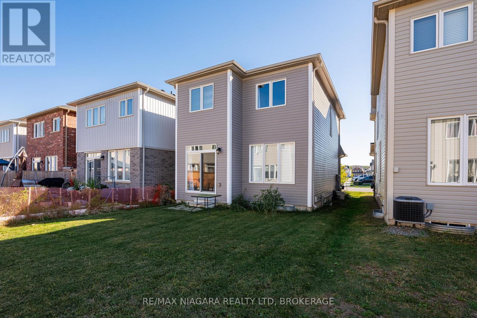 8719 Sourgum Avenue, Niagara Falls (Brown), ON - Outdoor