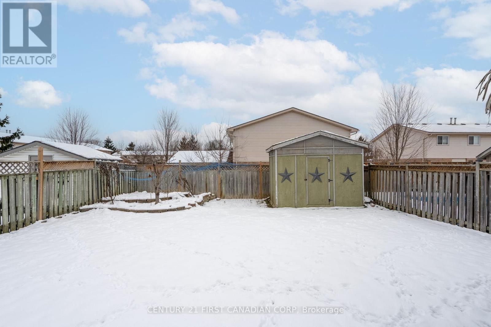 345 Banbury Crescent, London South (South T), ON - Outdoor