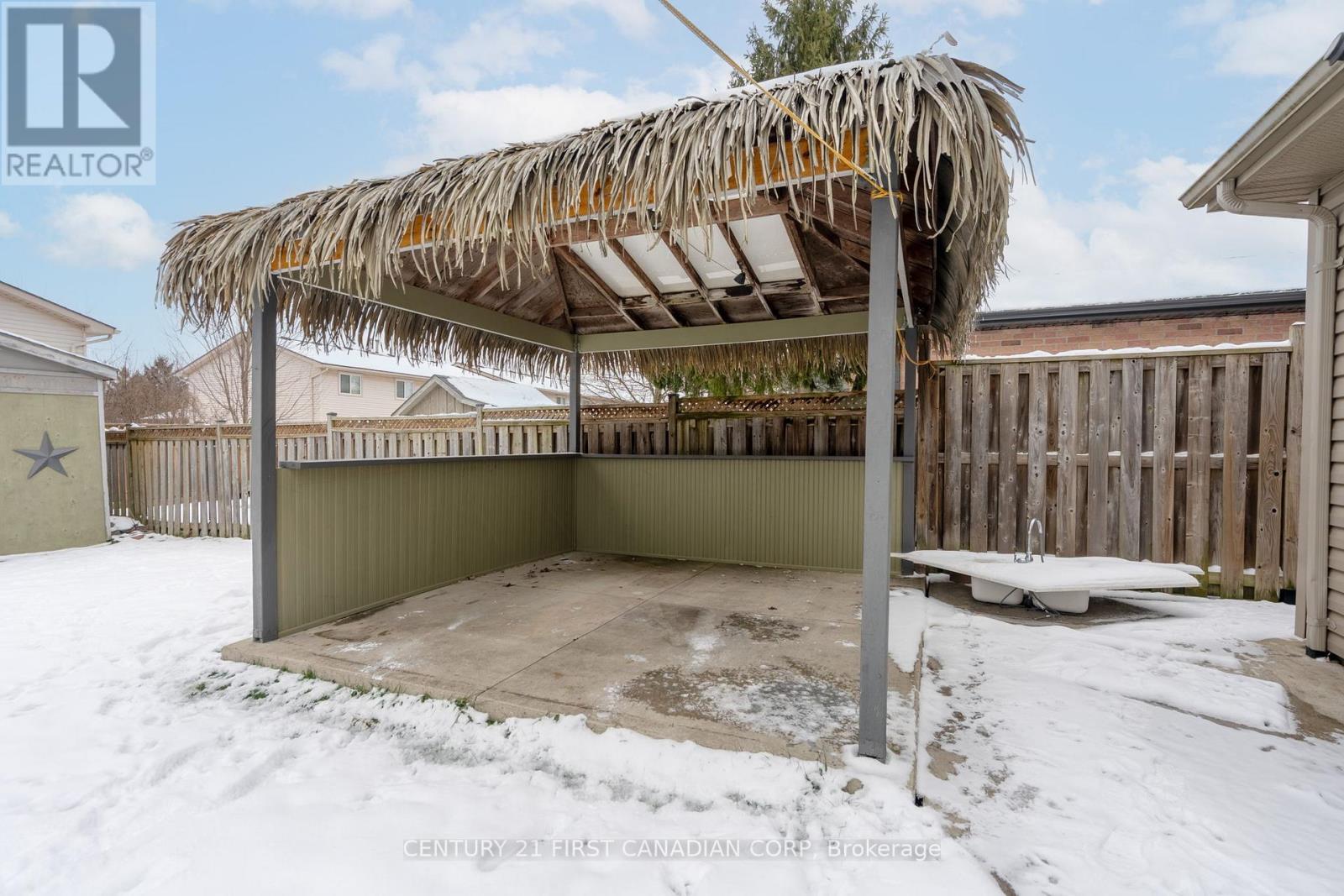 345 Banbury Crescent, London South (South T), ON - Outdoor