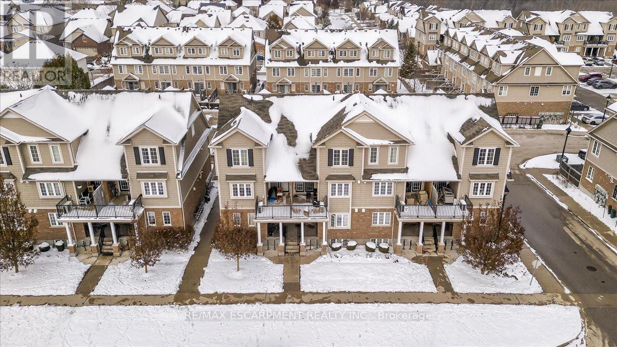 614B Woodlawn Road E, Guelph, ON - Outdoor With Facade