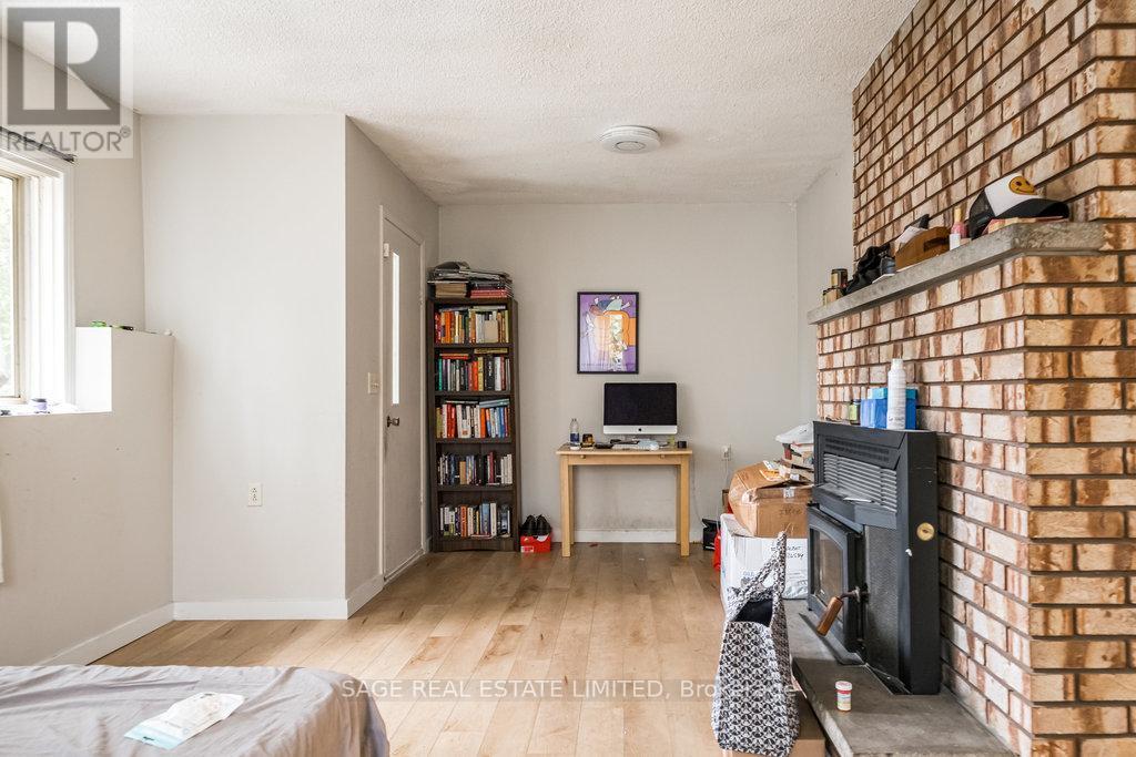 95-97 Fairholt Road S, Hamilton, ON - Indoor With Fireplace