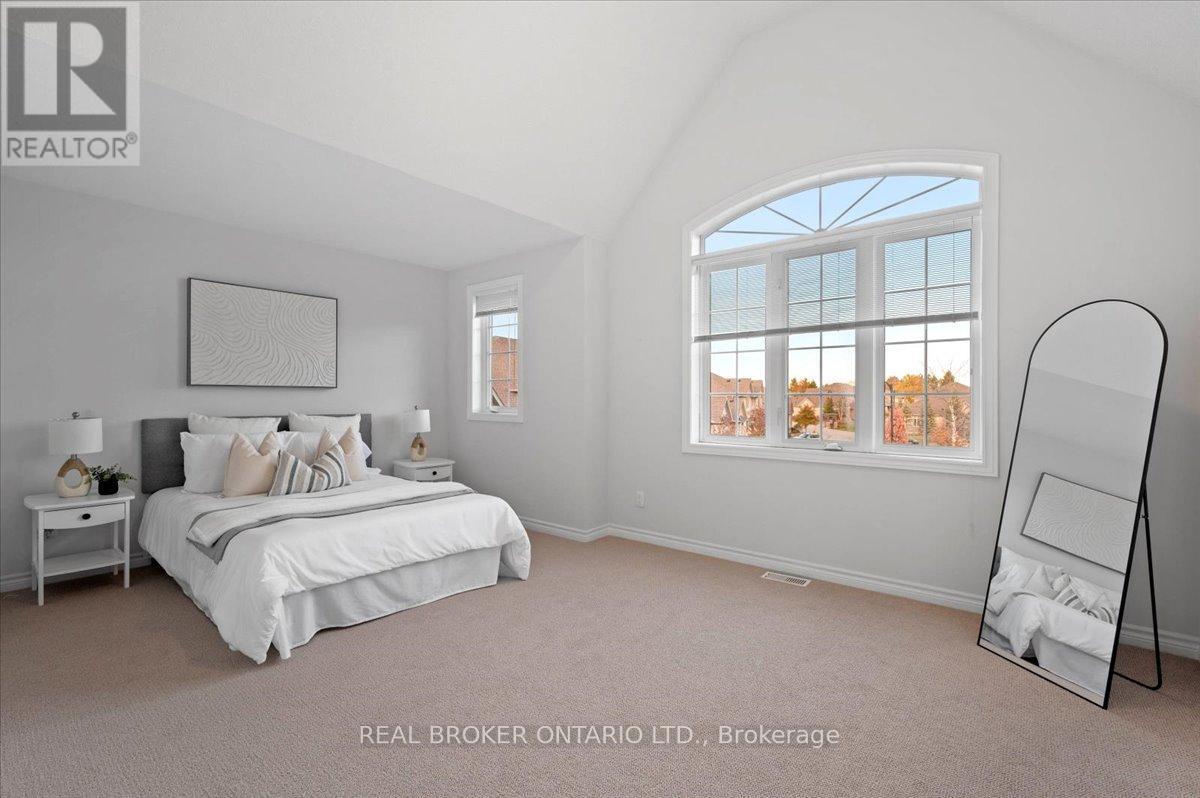 22 - 435 Winchester Drive, Waterloo, ON - Indoor Photo Showing Bedroom