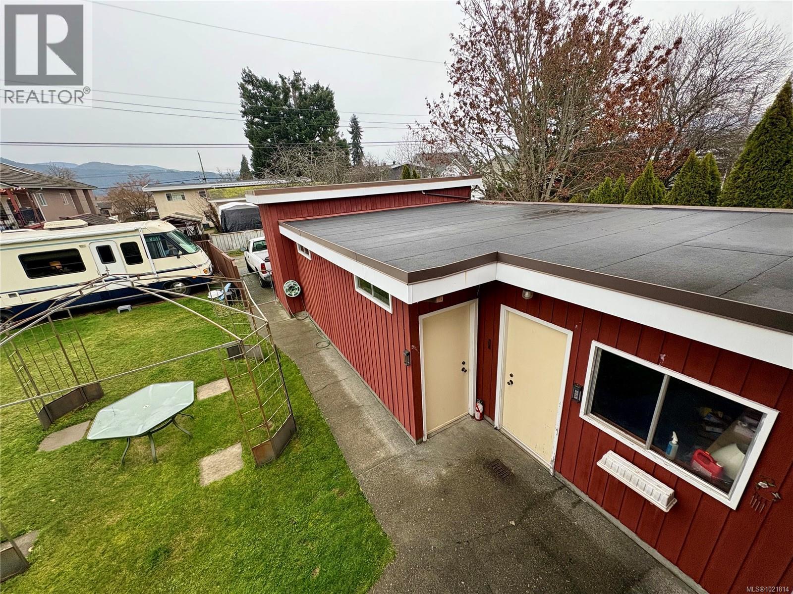 View of outdoor structure - 2738 14Th Ave, Port Alberni, BC - Outdoor
