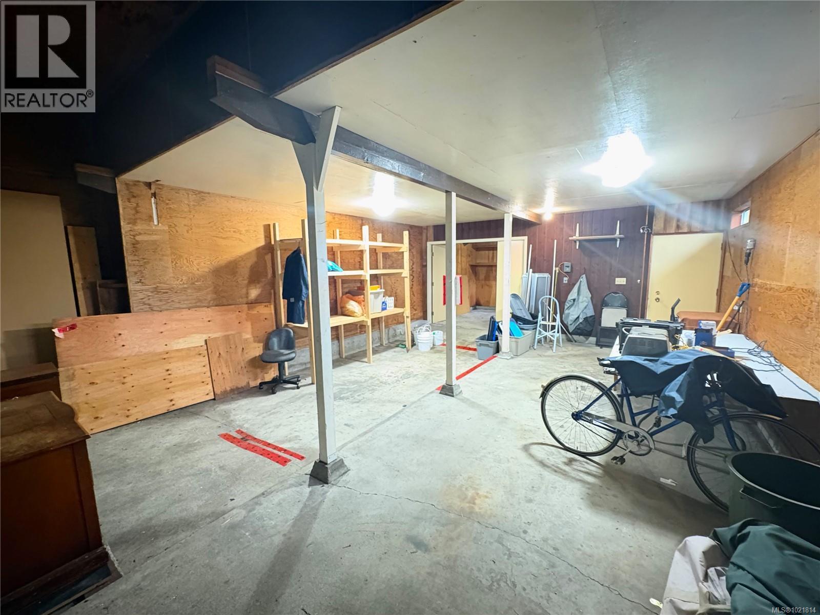 View of unfinished below grade area - 2738 14Th Ave, Port Alberni, BC - Indoor