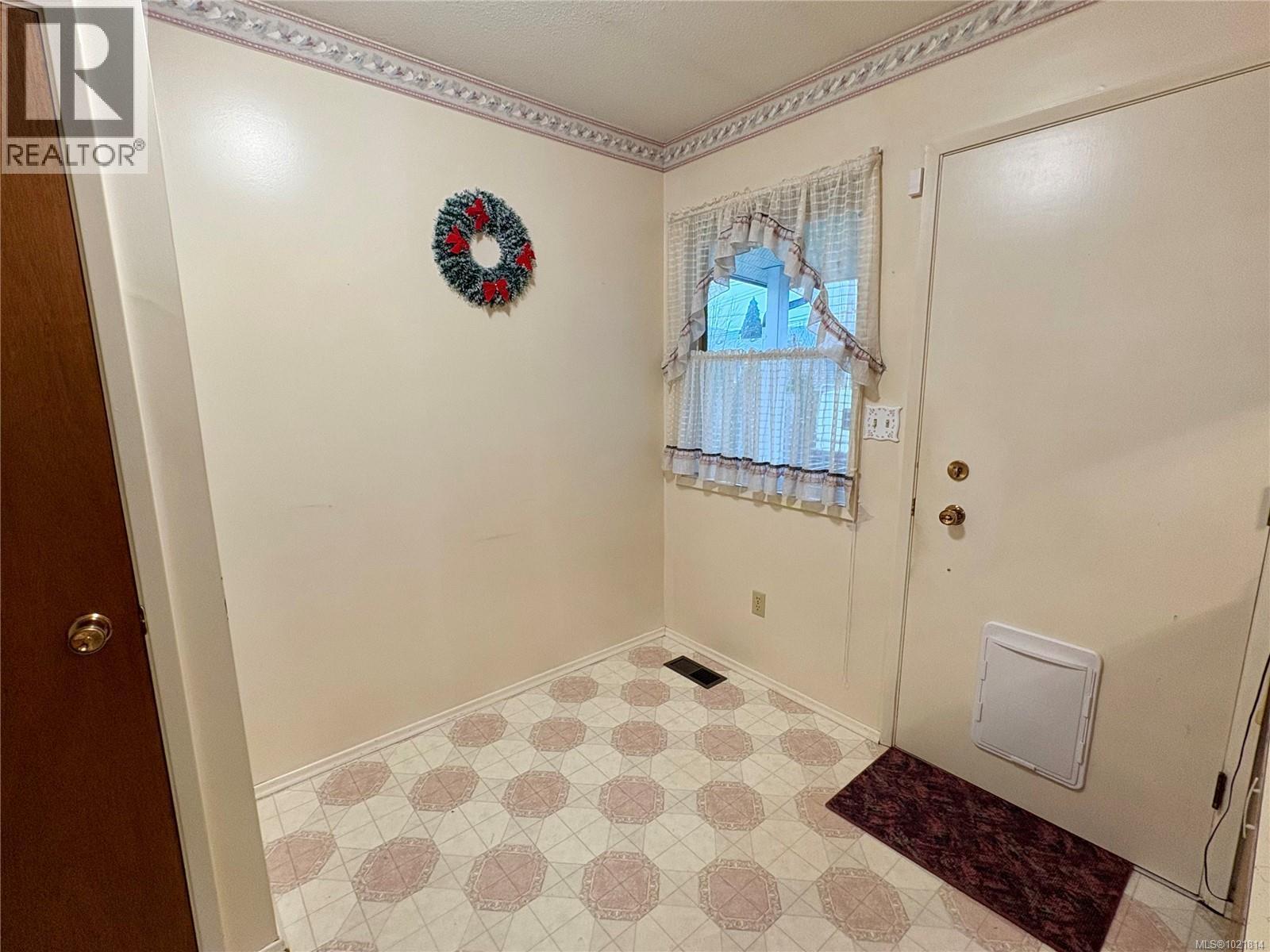 2738 14Th Ave, Port Alberni, BC - Indoor Photo Showing Other Room