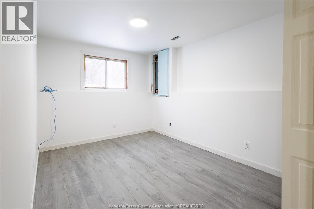 2941 Donnelly Street Unit# Lower, Windsor, ON - Indoor Photo Showing Other Room