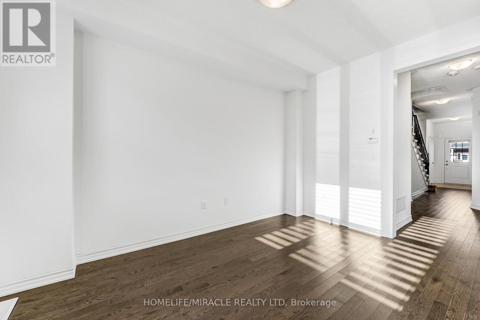 117 Stocks Avenue, Southgate, ON - Indoor Photo Showing Other Room