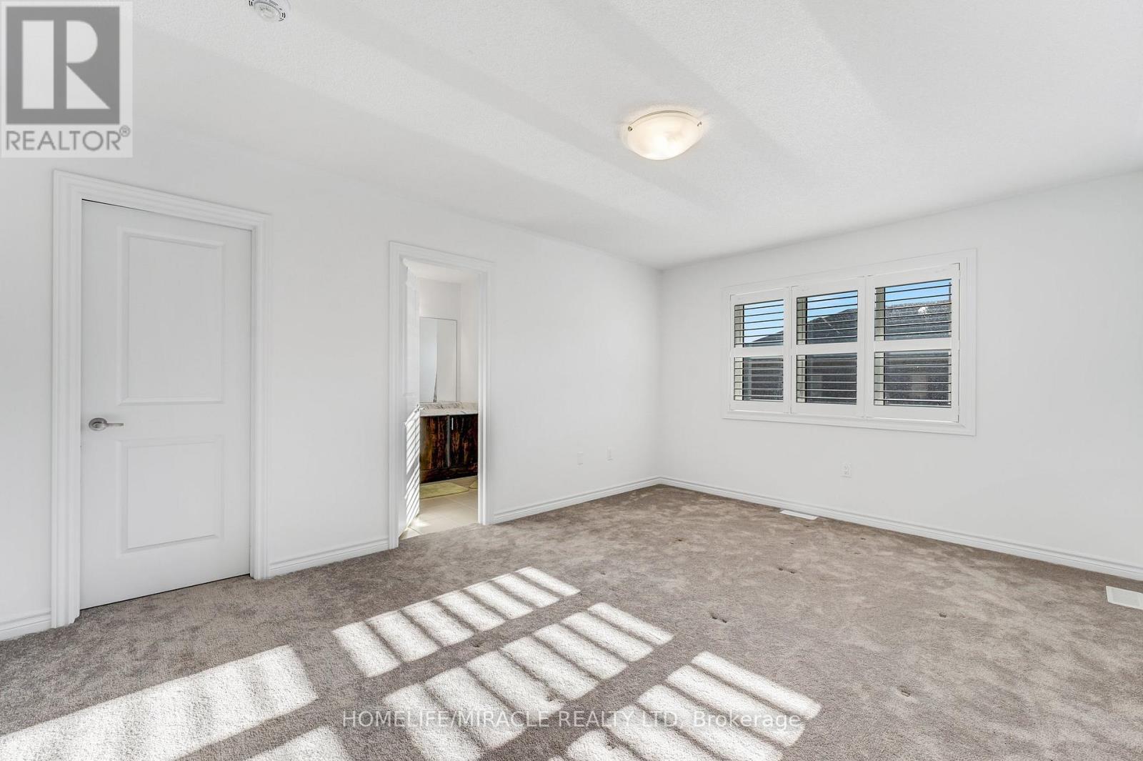 117 Stocks Avenue, Southgate, ON - Indoor Photo Showing Other Room