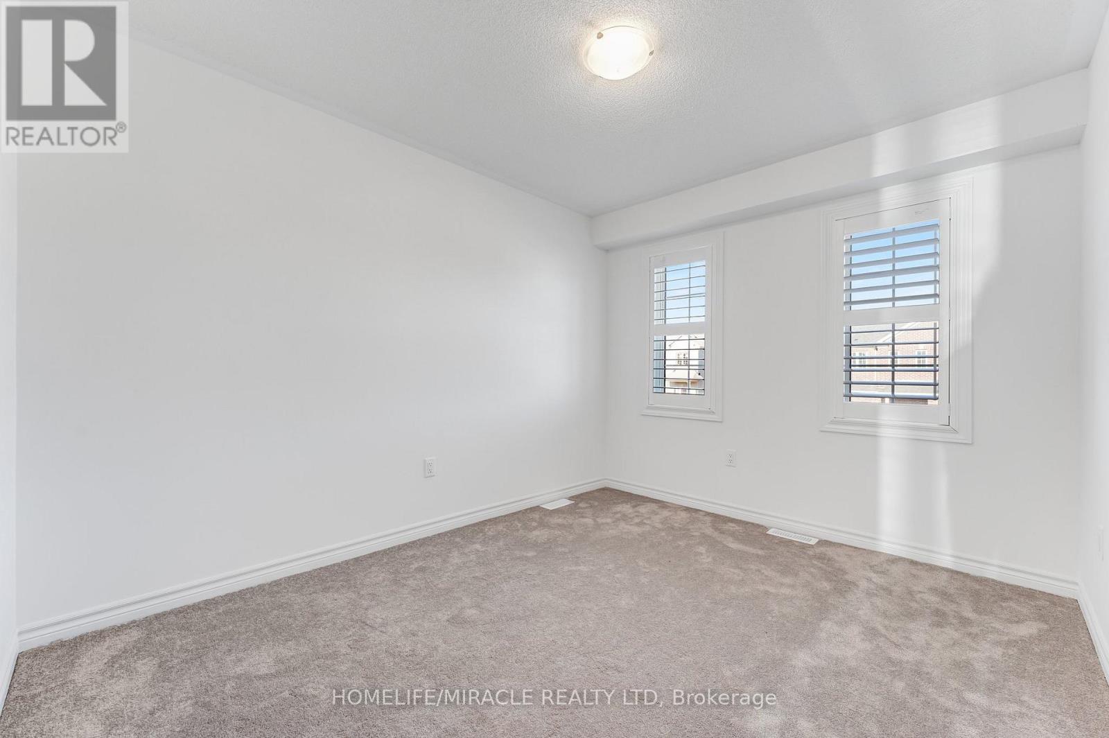 117 Stocks Avenue, Southgate, ON - Indoor Photo Showing Other Room