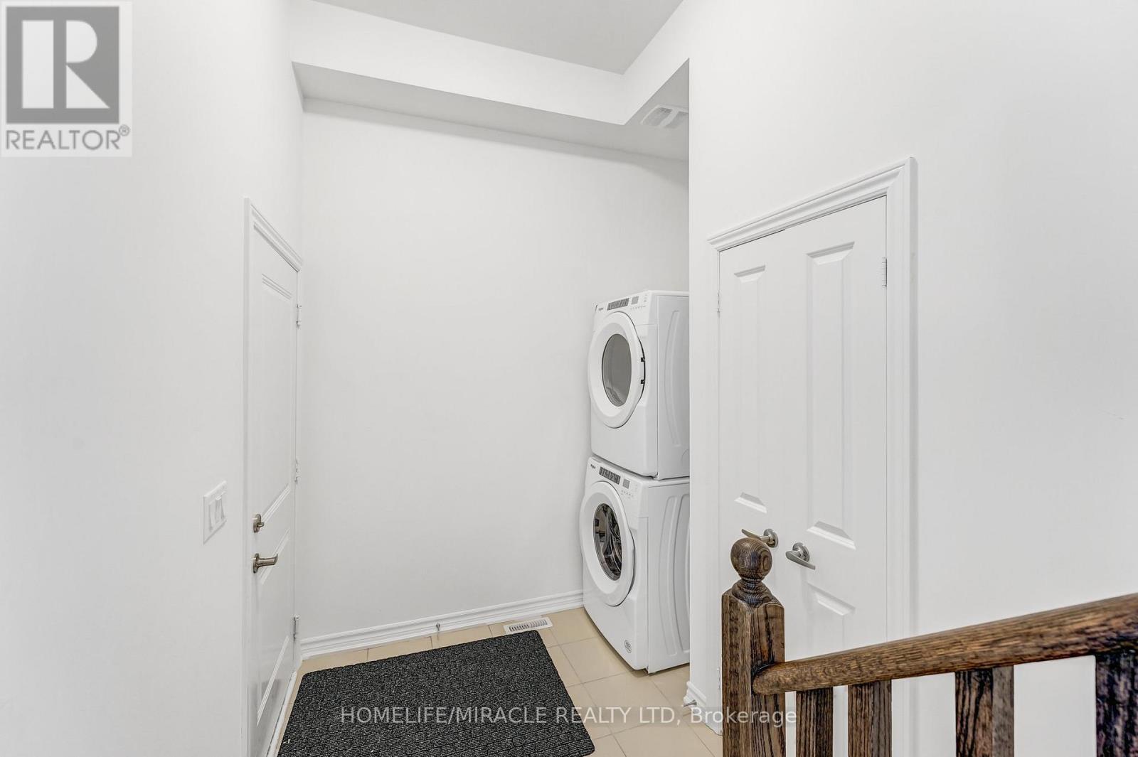 117 Stocks Avenue, Southgate, ON - Indoor Photo Showing Laundry Room