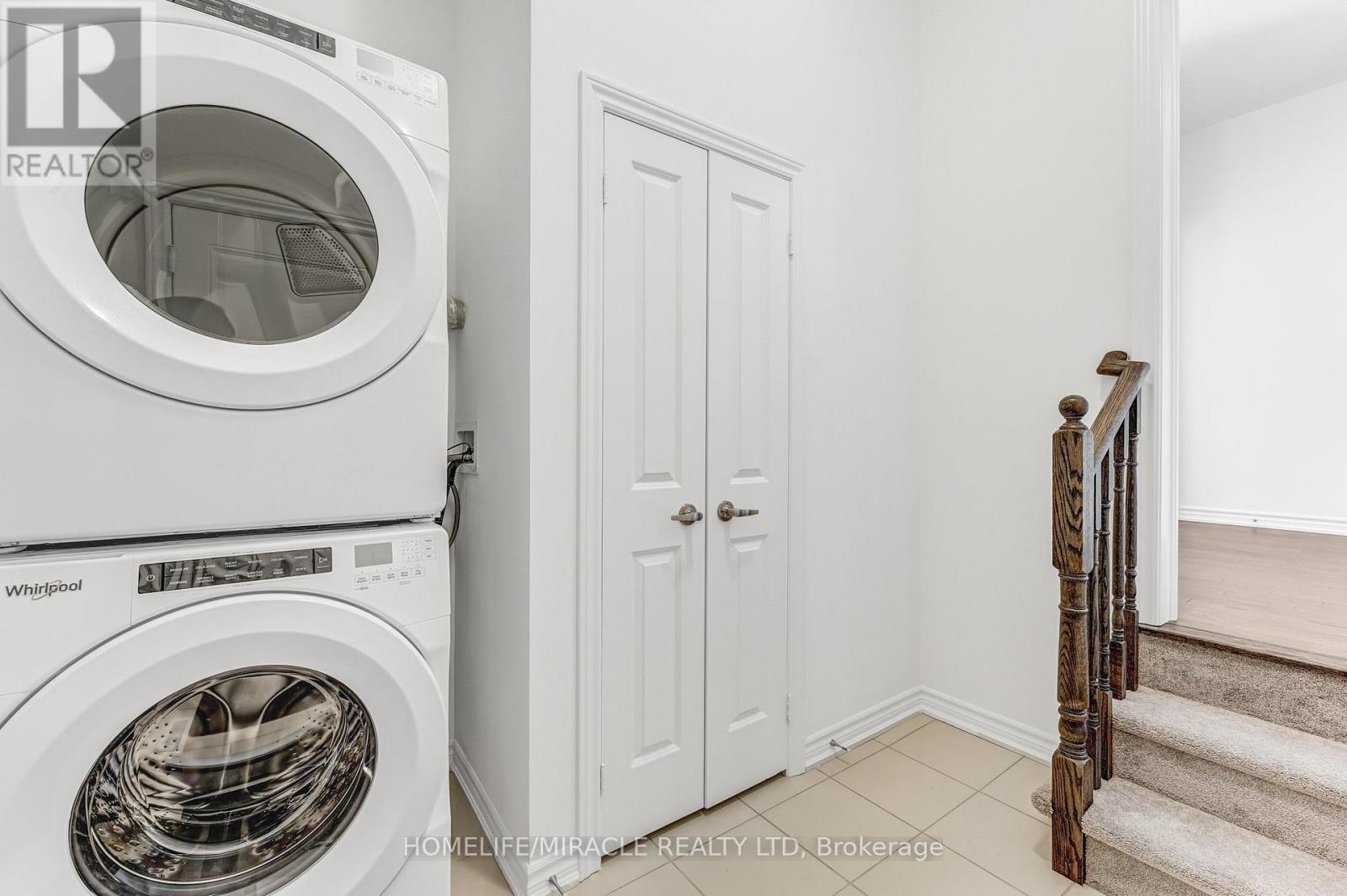 117 Stocks Avenue, Southgate, ON - Indoor Photo Showing Laundry Room