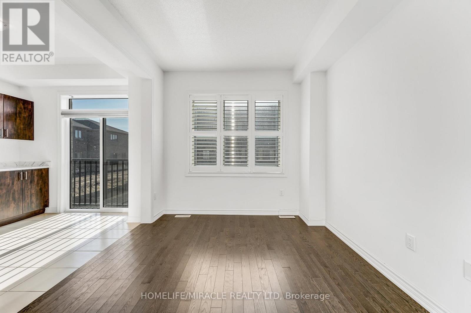 117 Stocks Avenue, Southgate, ON - Indoor Photo Showing Other Room