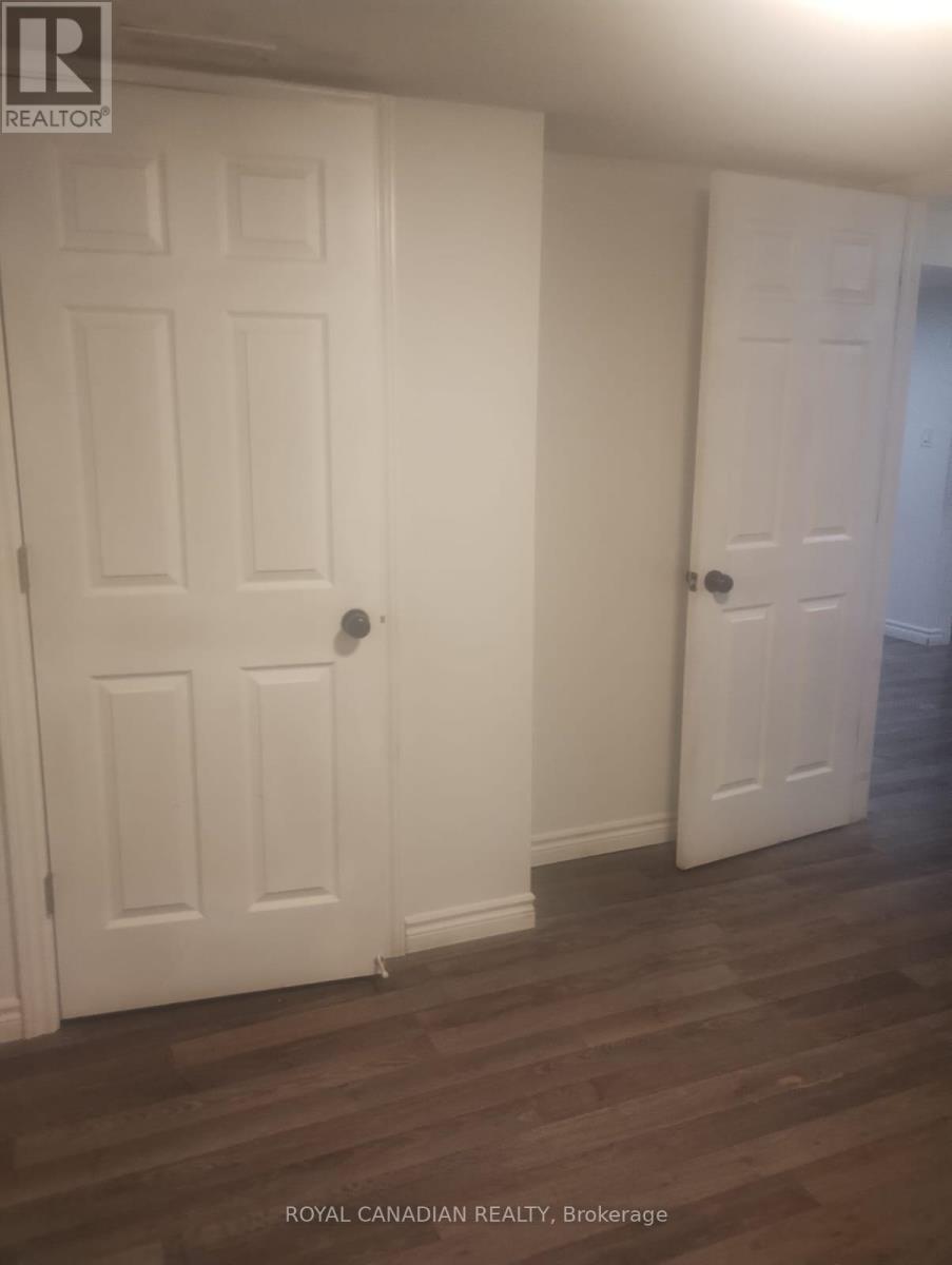 116 Golden Boulevard E, Welland, ON - Indoor Photo Showing Other Room