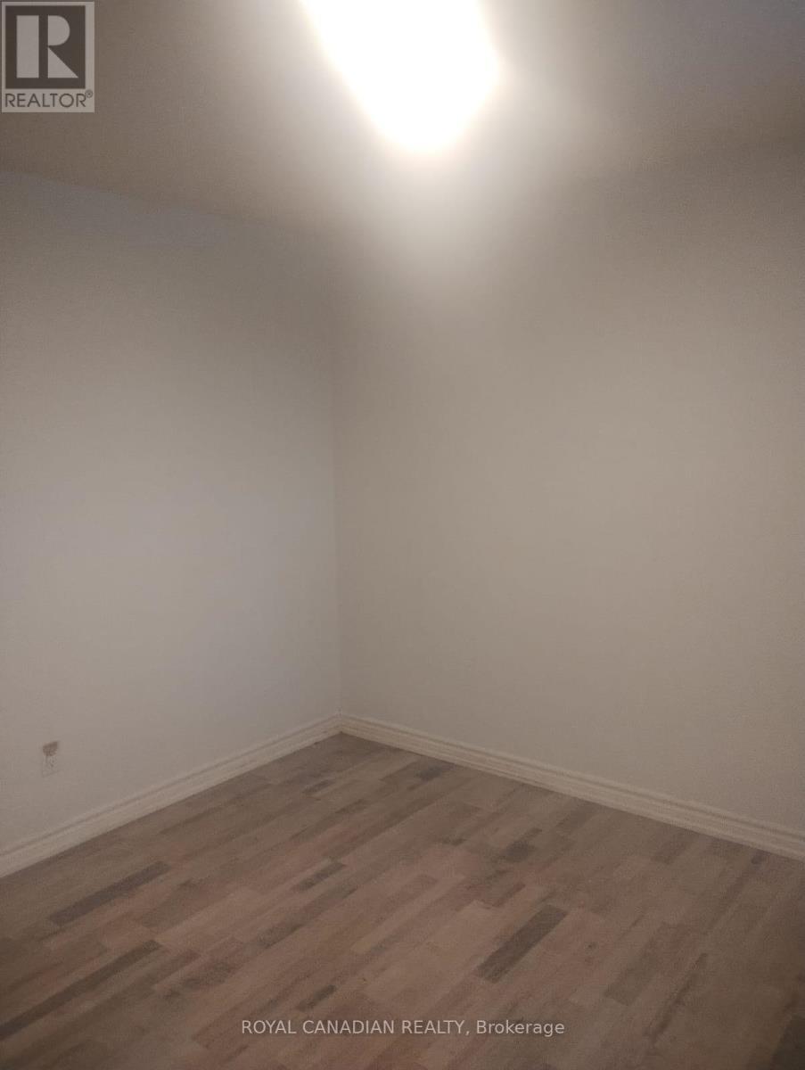 116 Golden Boulevard E, Welland, ON - Indoor Photo Showing Other Room