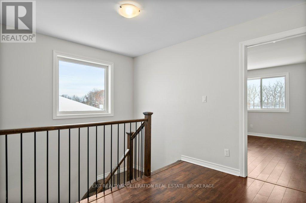 87 Kanvers Way, Greater Napanee (Greater Napanee), ON - Indoor Photo Showing Other Room