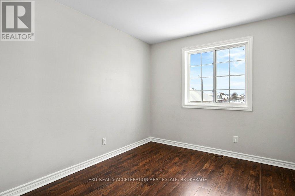 87 Kanvers Way, Greater Napanee (Greater Napanee), ON - Indoor Photo Showing Other Room