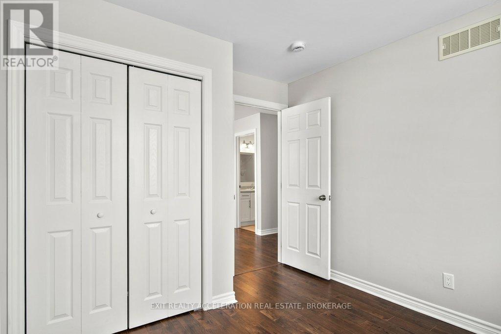 87 Kanvers Way, Greater Napanee (Greater Napanee), ON - Indoor Photo Showing Other Room