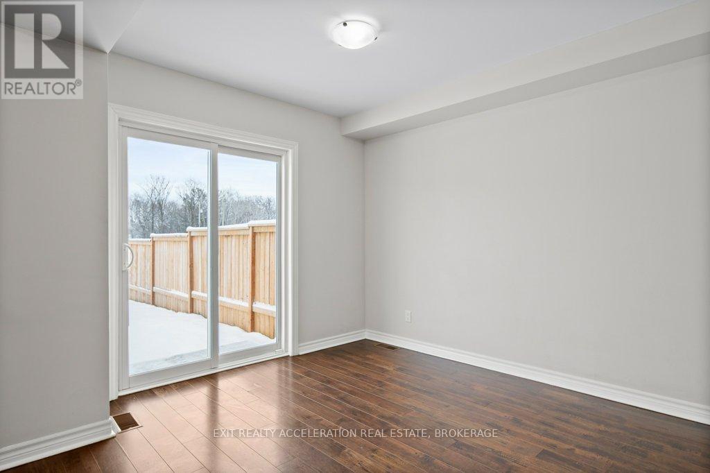 87 Kanvers Way, Greater Napanee (Greater Napanee), ON - Indoor Photo Showing Other Room