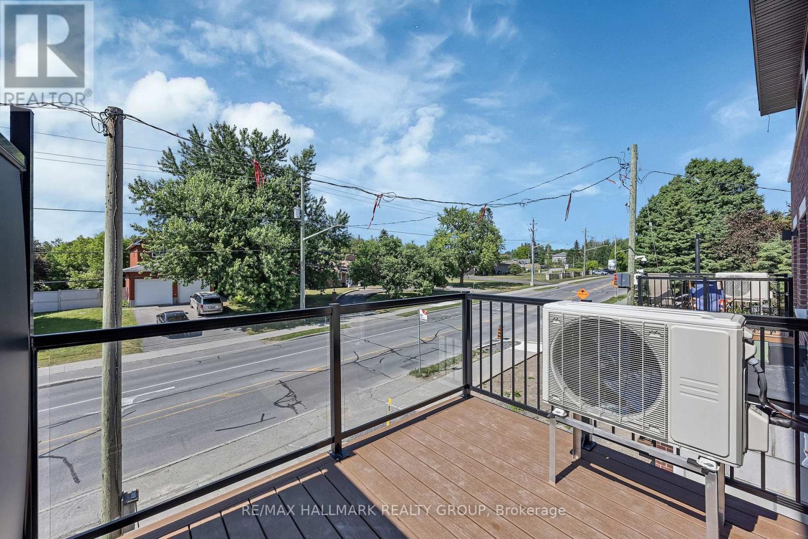 6104 Renaud Rd, Ottawa, ON - Outdoor With Balcony