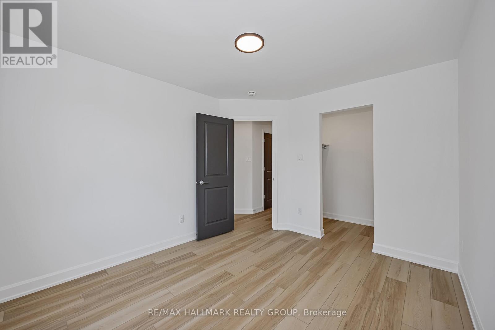 6104 Renaud Rd, Ottawa, ON - Indoor Photo Showing Other Room