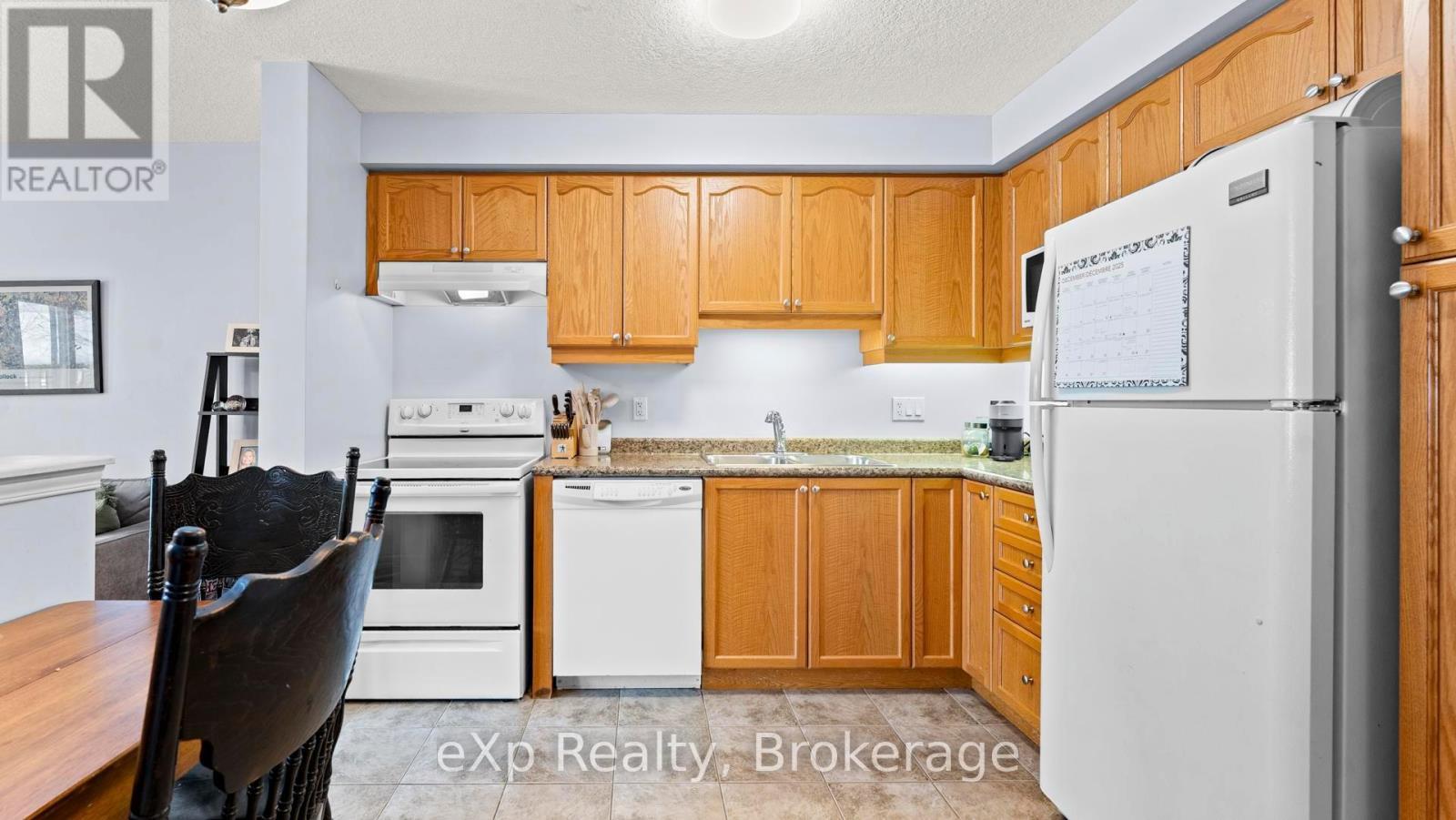 78 - 409 Joseph Street, Saugeen Shores, ON - Indoor Photo Showing Kitchen