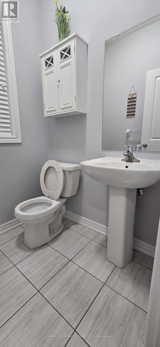 3 Brent Stephens Way, Brampton, ON - Indoor Photo Showing Bathroom