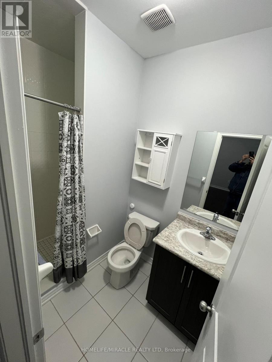 3 Brent Stephens Way, Brampton, ON - Indoor Photo Showing Bathroom