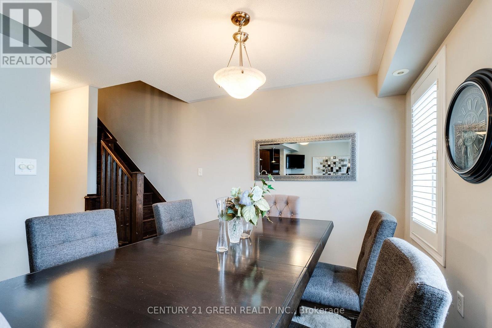 24 - 2614 Dashwood Drive, Oakville, ON - Indoor Photo Showing Dining Room