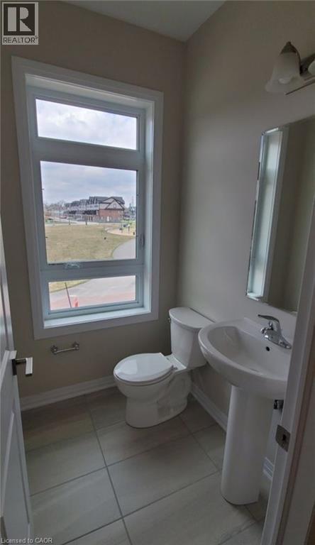 155 Thomas Slee Drive Unit# 1I, Kitchener, ON - Indoor Photo Showing Bathroom