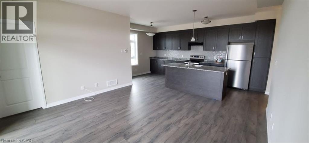 155 Thomas Slee Drive Unit# 1I, Kitchener, ON - Indoor Photo Showing Kitchen