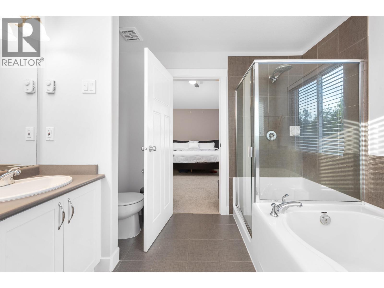 3382 Darwin Avenue, Coquitlam, BC