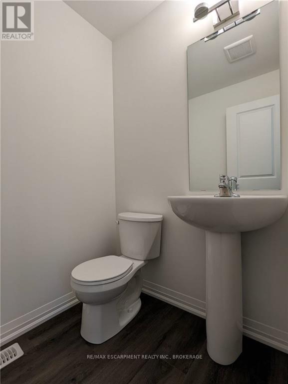 64 - 4552 Portage Road, Niagara Falls (Cherrywood), ON - Indoor Photo Showing Bathroom