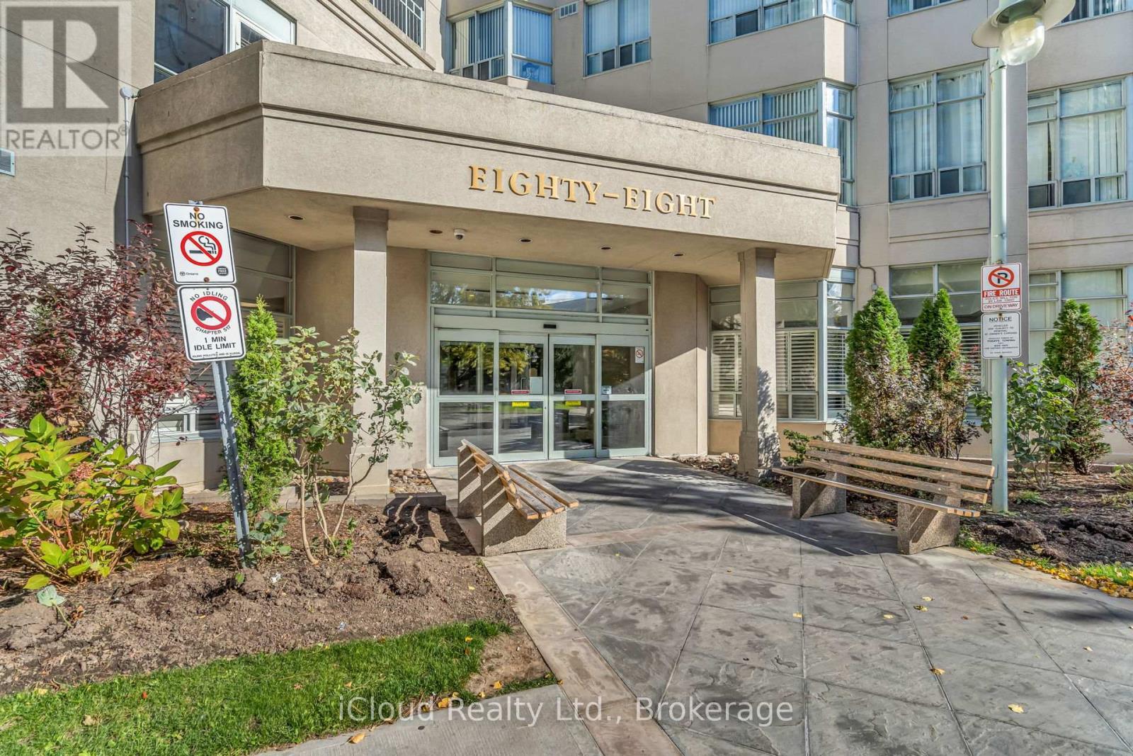 611 - 88 Corporate Drive, Toronto, ON - Outdoor
