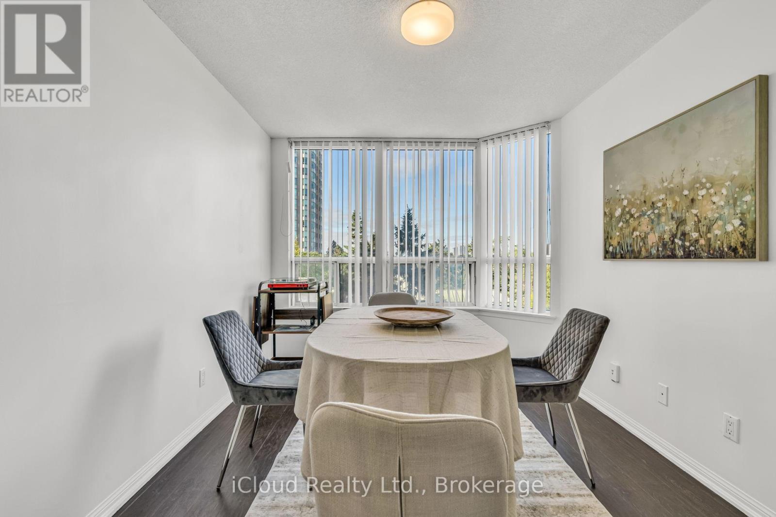 611 - 88 Corporate Drive, Toronto, ON - Indoor Photo Showing Dining Room
