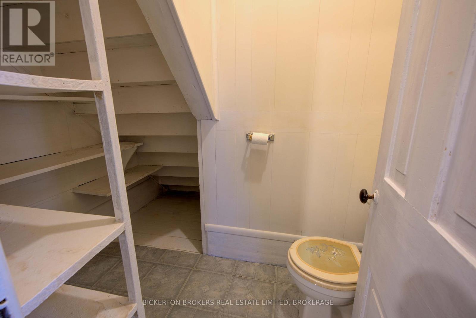 646 Cty Rd 2 Road, Front Of Leeds & Seeleys Bay, ON - Indoor Photo Showing Bathroom