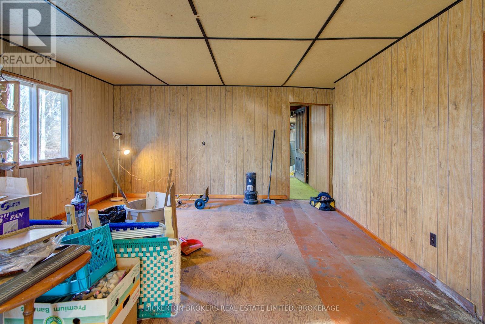 646 Cty Rd 2 Road, Front Of Leeds & Seeleys Bay, ON - Indoor Photo Showing Other Room