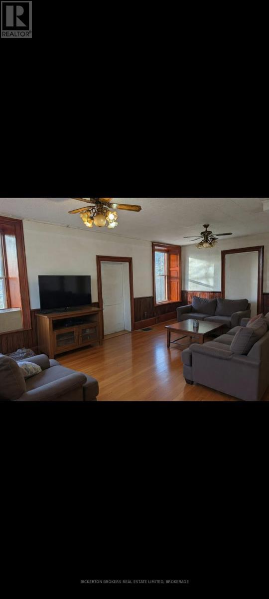 646 Cty Rd 2 Road, Front Of Leeds & Seeleys Bay, ON - Indoor